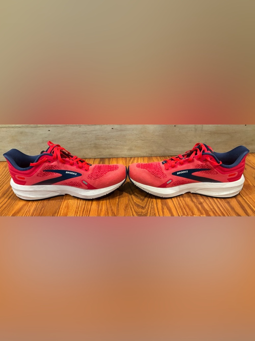 Brooks Launch 9 Running Shoes Pink Navy Women’s Size 8 Medium - Picture 6 of 10